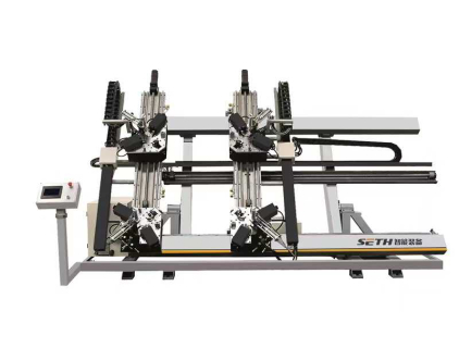 Machine à sertir les coins CNC