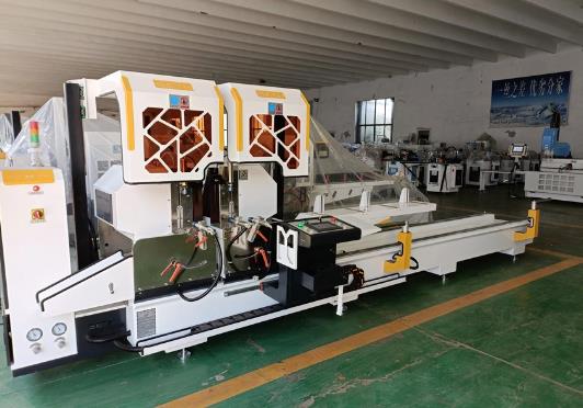 Double-head CNC Precision Cutting Saw for Aluminum Profile.jpg