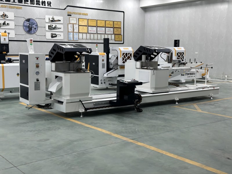 1753414892532412.jpg machine cnc.jpg